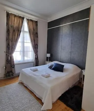 Upea Kaksio Neristanin Ytimessae Kokkola (Karleby)