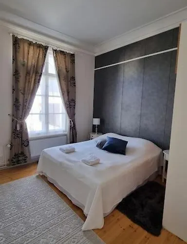 Upea Kaksio Neristanin Ytimessae Kokkola (Karleby)